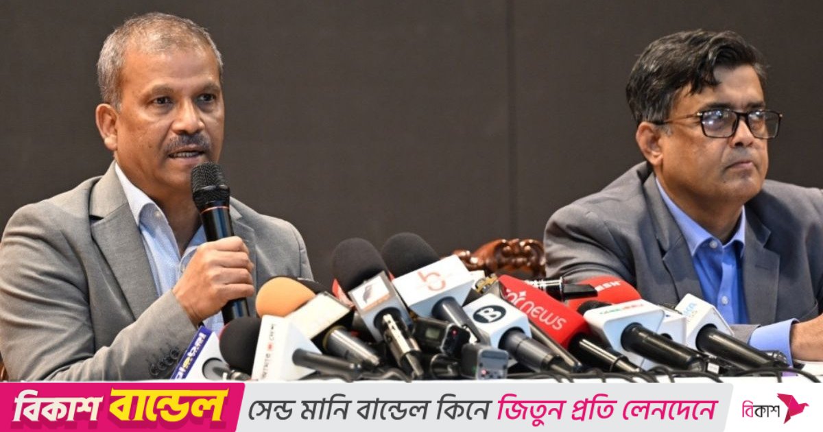 আগামী ৩-৪ কার্যদিবসের মধ্যে গণভোট আইন: আসিফ নজরুল