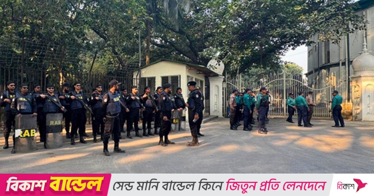 ১৩ সেনা কর্মকর্তাকে আনা হচ্ছে ট্রাইব্যুনালে, র‍্যাব-বিজিবির কড়া নিরাপত্তা