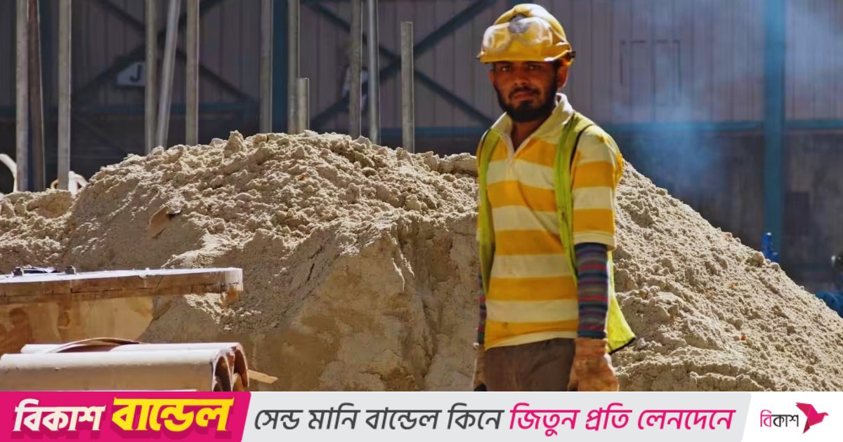 ‘মালয়েশিয়ায় চাকরি পেতে ৮ লাখ টাকা পর্যন্ত গুনছেন বাংলাদেশিরা’