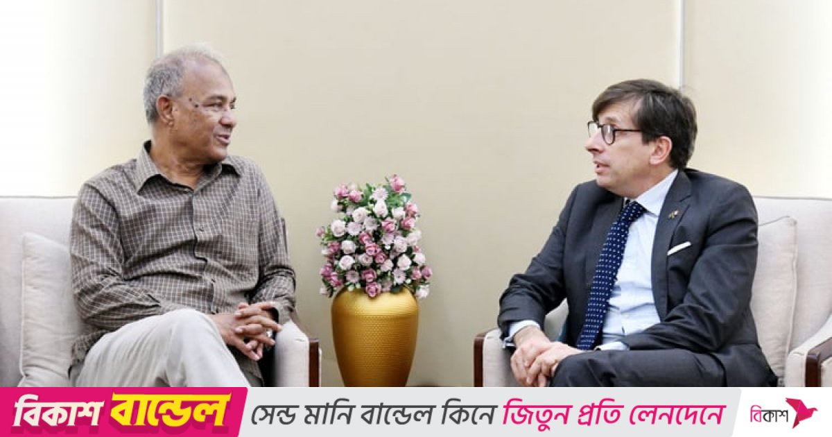 ফায়ার সার্ভিসের সক্ষমতা বৃদ্ধিতে ফ্রান্সকে সহযোগিতার আহ্বান স্বরাষ্ট্র উপদেষ্টার