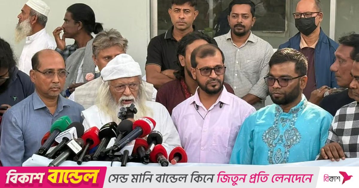 বাউলদের মহাসম্মেলন মানিকগঞ্জেই হবে— ফরহাদ মজহার বললেন ‘আমি সেখানে থাকব, আমাকে পেটাতে পারেন’