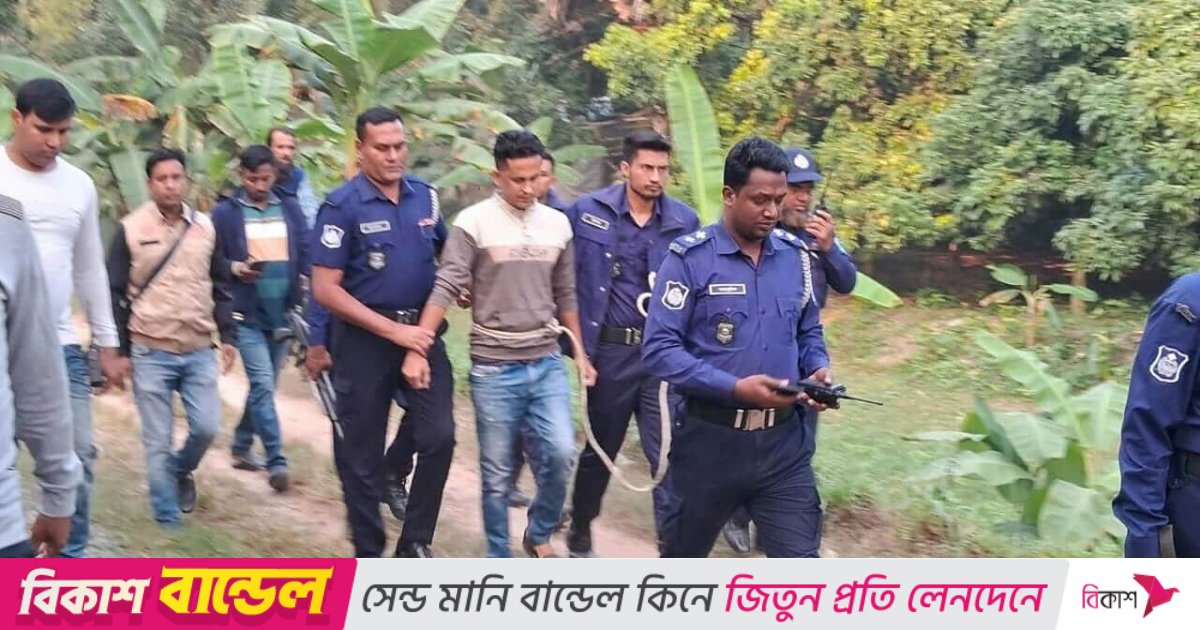 প্যারোলে মুক্তি পেয়ে বাবার জানাজায় যুবদল নেতা