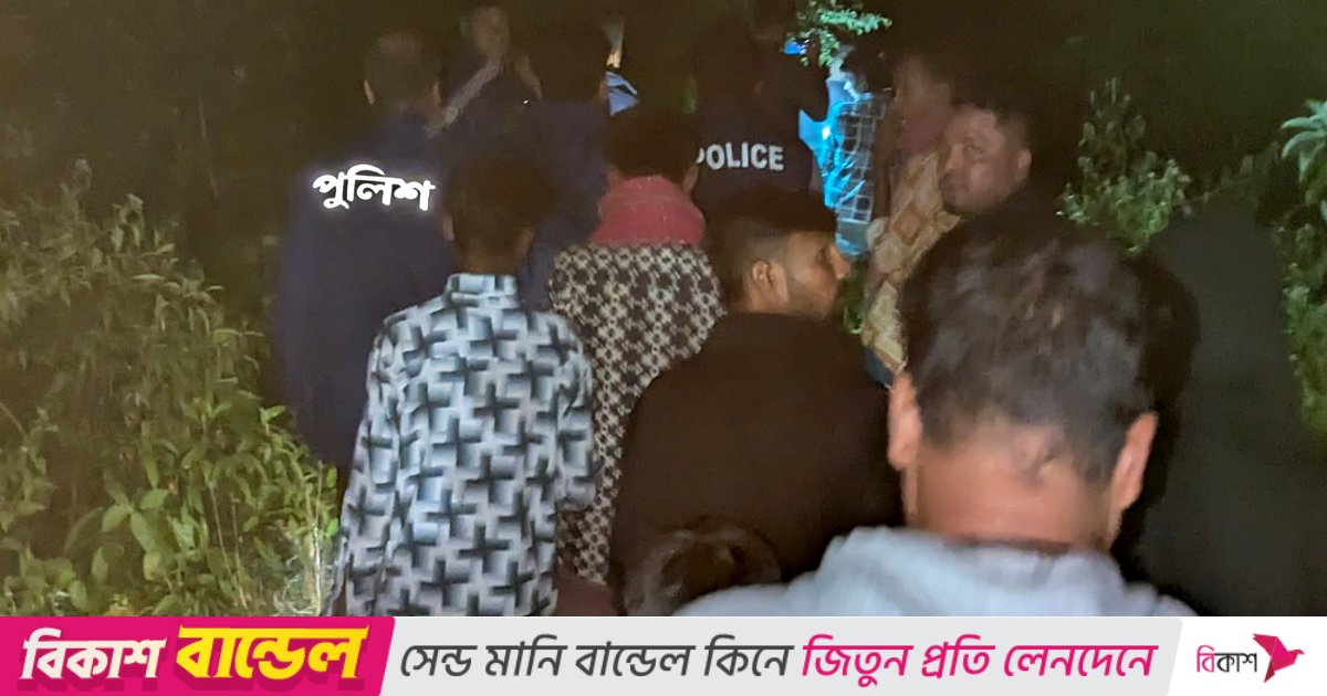 টেকনাফে অস্ত্র ঠেকিয়ে চায়ের দোকান থেকে ৬ কিশোরকে অপহরণ
