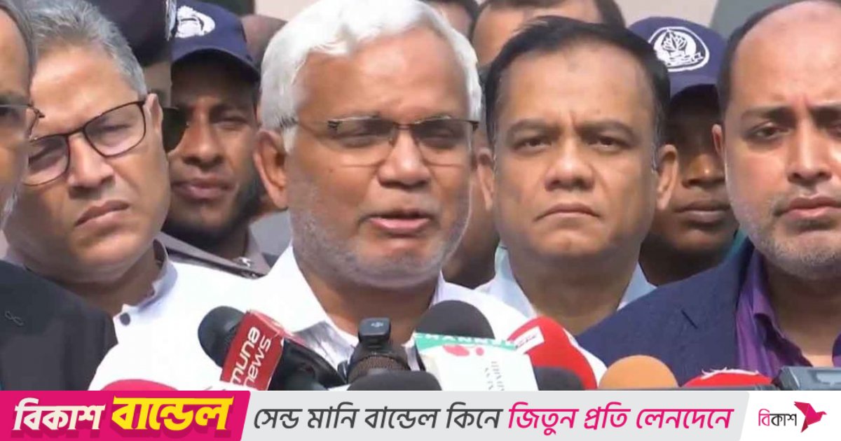 ব্রিফিংয়ে কাঁদলেন খালেদা জিয়ার চিকিৎসক ডা. জাহিদ