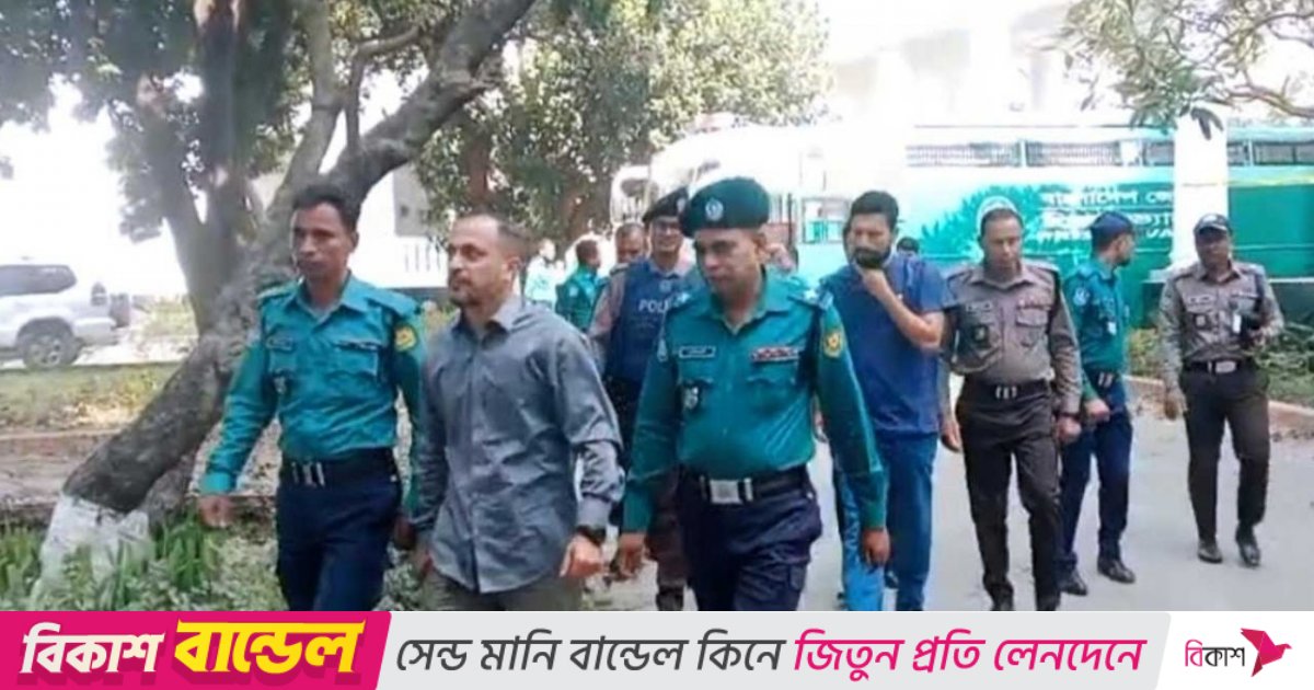 রামপুরায় ২৮ হত্যা: কড়া নিরাপত্তায় ট্রাইব্যুনালে দুই সেনা কর্মকর্তা