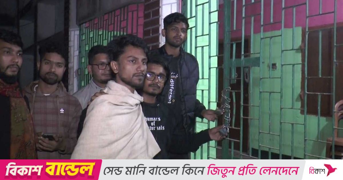 গাইবান্ধায় এনসিপির কার্যালয়ে বৈষম্যবিরোধীদের তালা