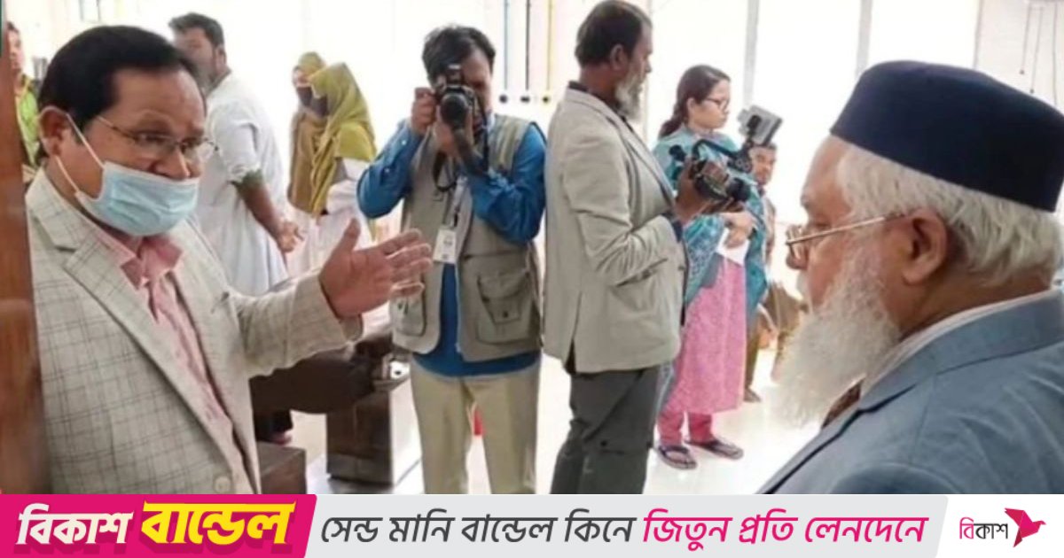 স্বাস্থ্য অধিদপ্তরের ডিজির সঙ্গে তর্কে জড়ানো চিকিৎসককে বহিষ্কার