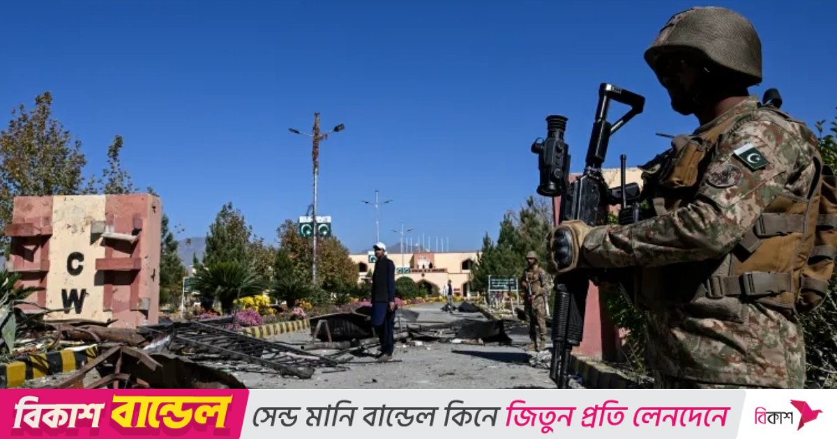 পাকিস্তান-আফগানিস্তান সীমান্তে তুমুল গোলাগুলি