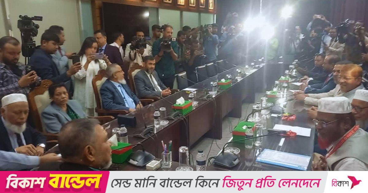 জামায়াত ইসলামীর ৬ সদস্যের প্রতিনিধি দলের সঙ্গে ইসির বৈঠক