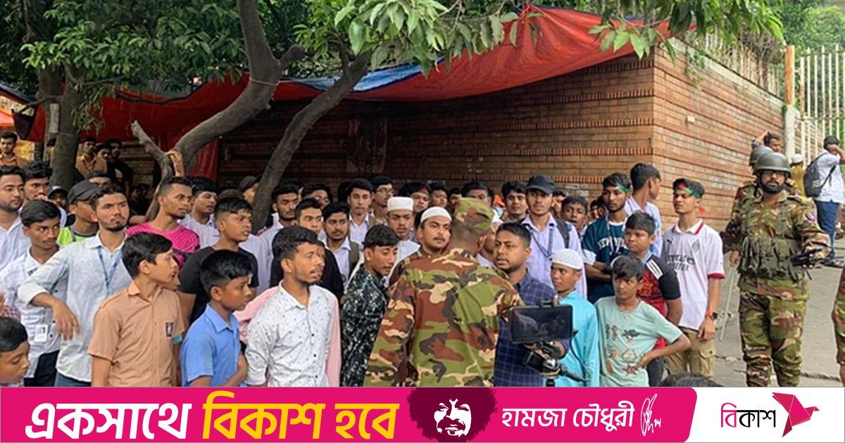 বিপিএলের খেলা না হওয়ায় মিরপুর স্টেডিয়ামে ভাঙচুর