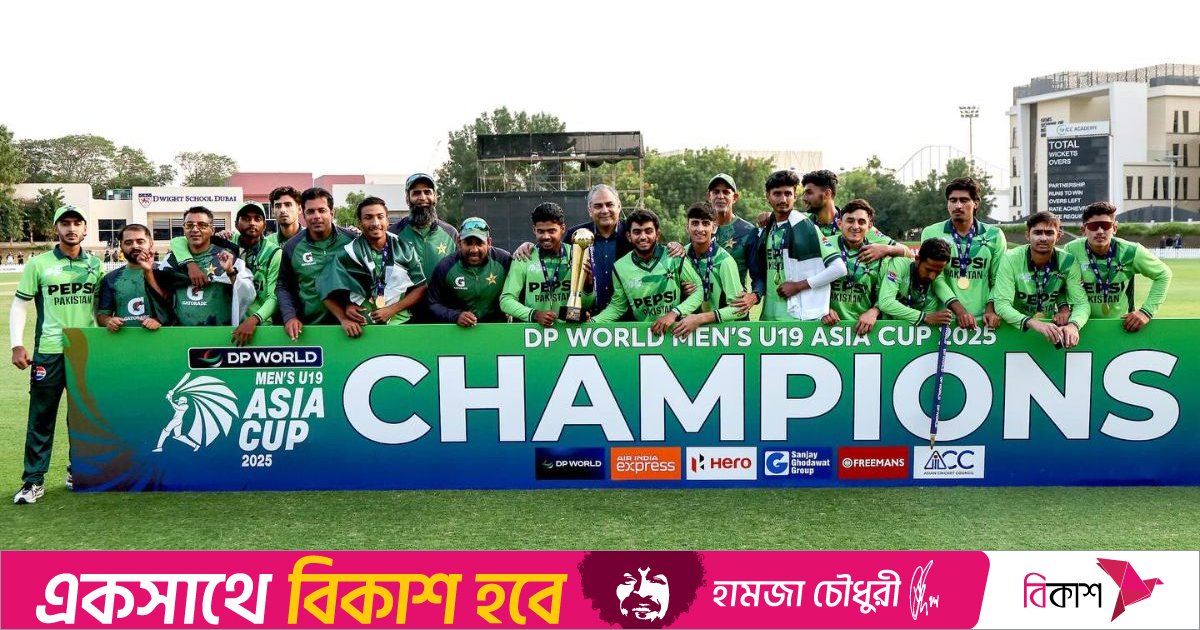 ভারতকে উড়িয়ে পাকিস্তানের প্রতি ক্রিকেটার পাচ্ছেন ১ কোটি রুপি