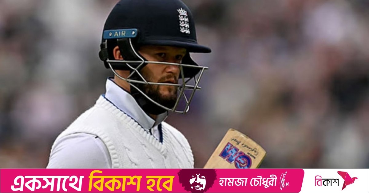 মাতাল হয়ে পথ খুঁজে পাচ্ছেন না ইংলিশ ক্রিকেটার, ভিডিও ভাইরাল