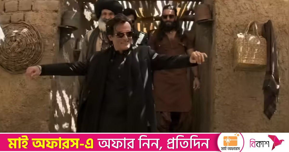 অক্ষয়ের ভাইরাল ‘ধুরন্ধর’ নাচ, প্রশংসায় ভাসছেন অভিনেতা