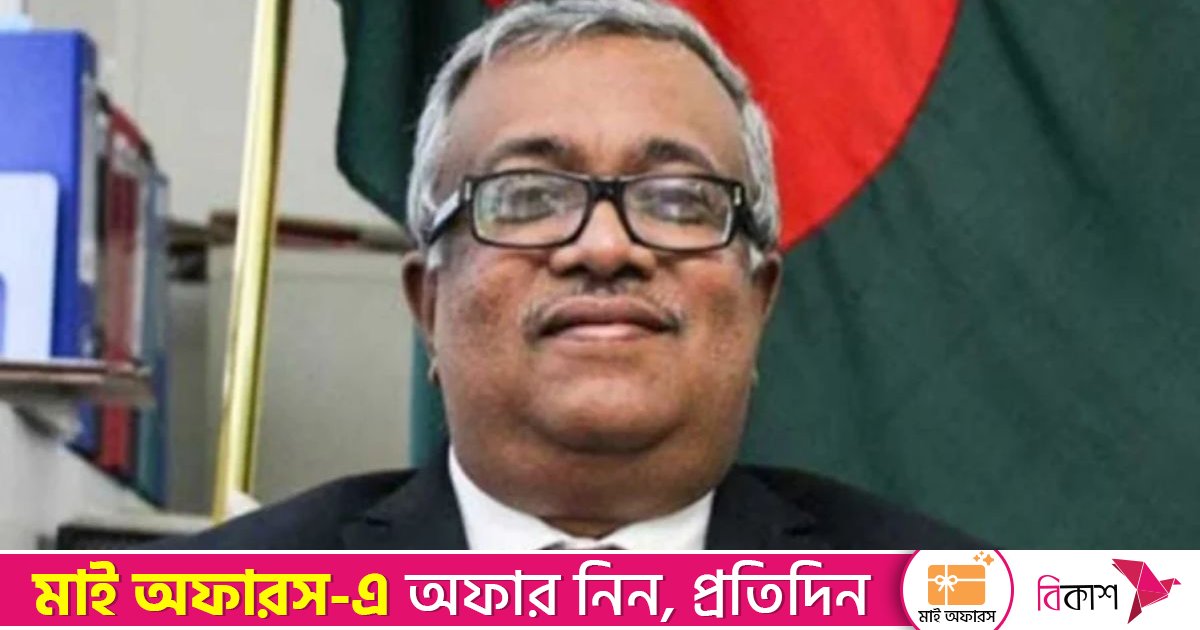 বিদেশি কূটনীতিকদের ব্রিফিং করছেন পররাষ্ট্রসচিব