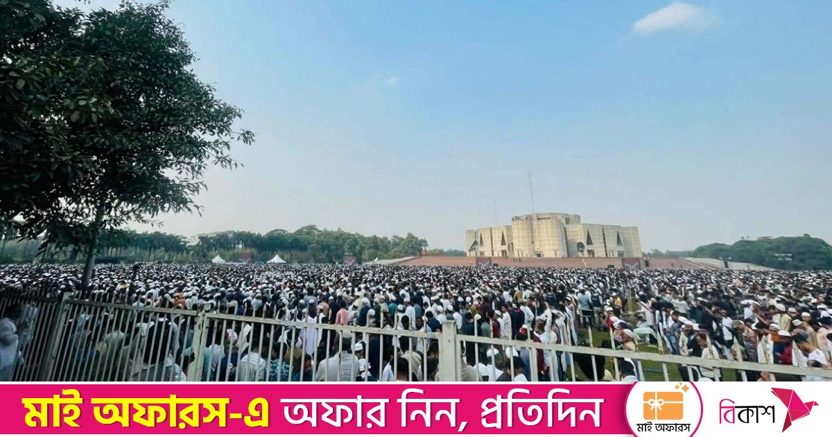 ভাইয়ের ইমামতিতে শহীদ হাদির নামাজে জানাজা সম্পন্ন