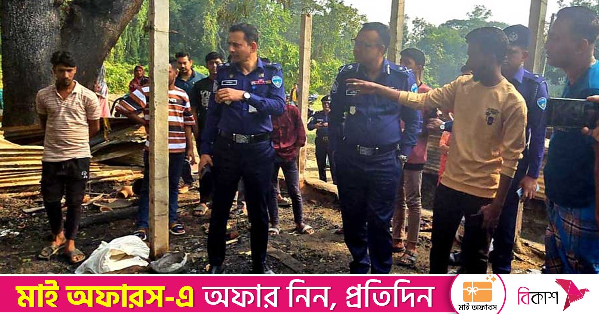 রাউজানে হিন্দু বাড়িতে অগ্নিসংযোগ, জড়িতদের তথ্য দিলে পুরস্কার ঘোষণা