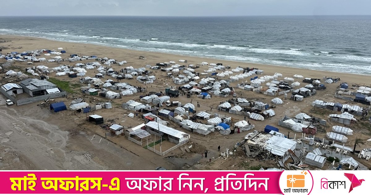 গাজায় শক্তিশালী ঝড়ে হাজার হাজার তাঁবু প্লাবিত, একজন নারী নিহত
