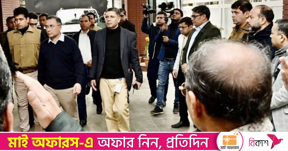 গুলশানে বিএনপির কার্যালয়ে জরুরি সভায় তারেক রহমান