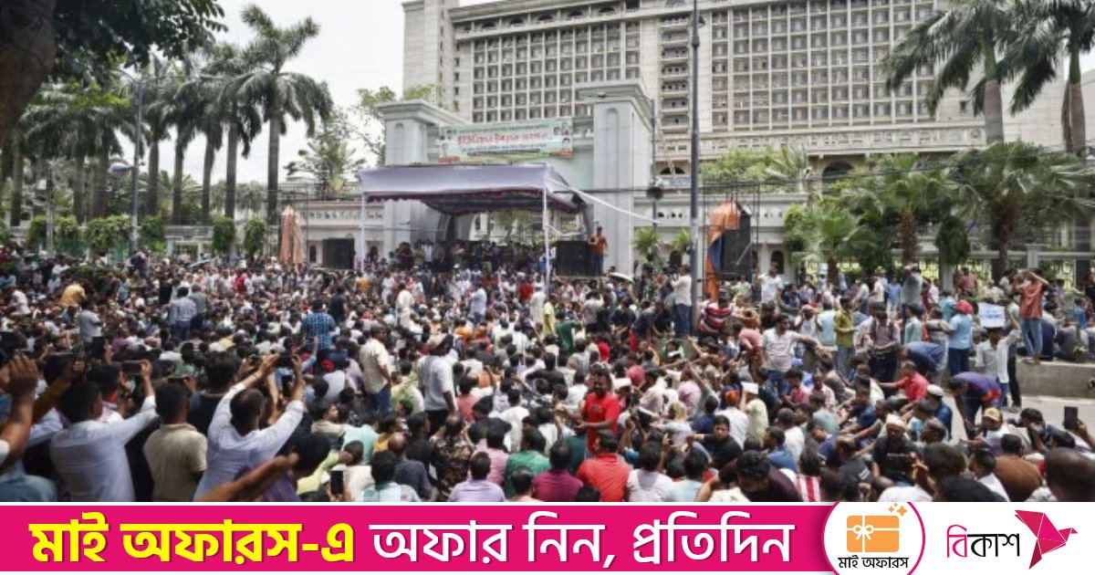 বছর জুড়ে নাগরিক সেবায় অচলাবস্থা