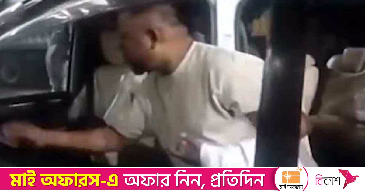 খালেদা জিয়ার জানাজায় যাওয়ার পথে বিএনপি নেতাদের মাইক্রোবাসে ডাকাতি