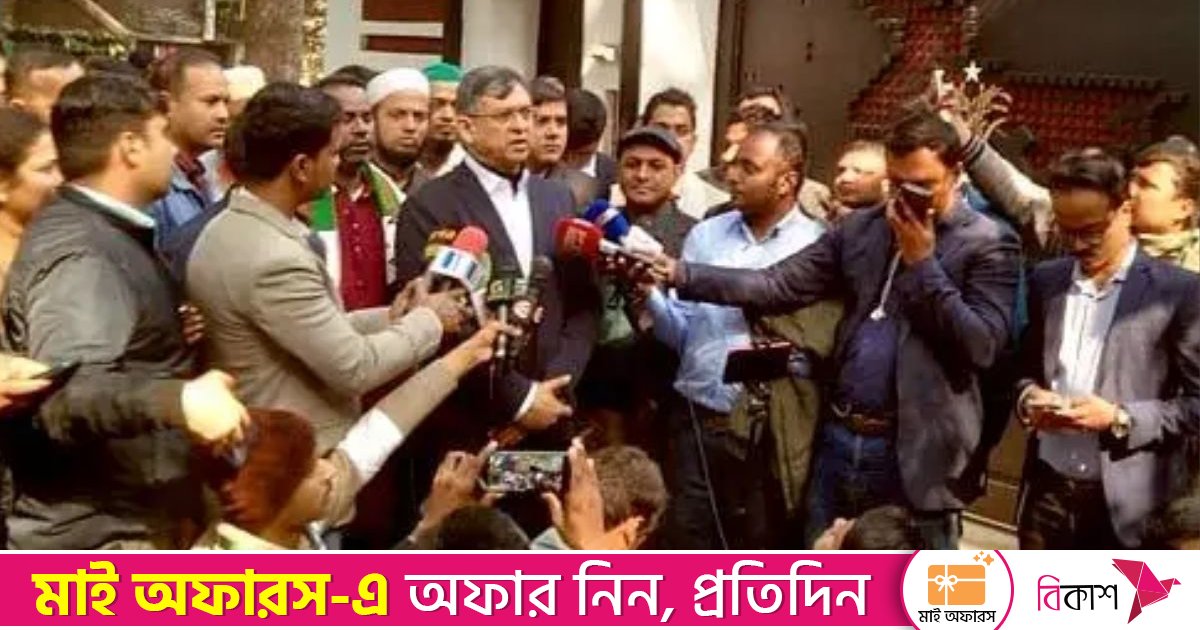 খালেদা জিয়ার তিন আসনে বিকল্পরাই বিএনপির প্রার্থী হবেন: সালাহউদ্দিন আহমদ