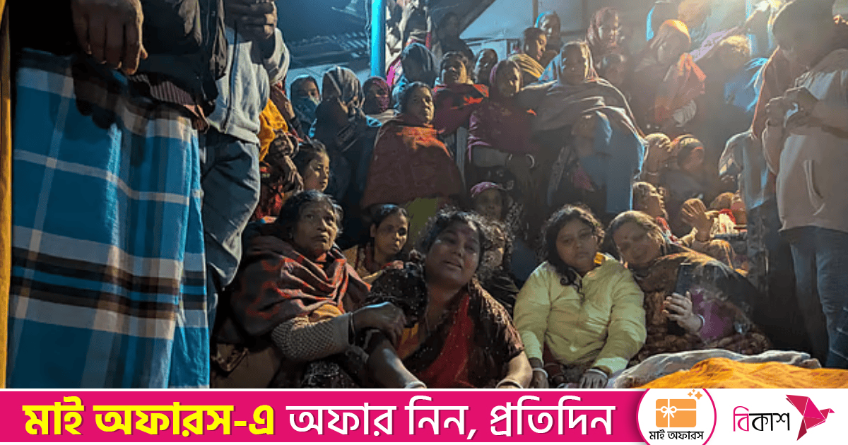 বাড়ির উঠানে সমাহিত খোকন দাস, চার দিনেও আসামি গ্রেপ্তার না হওয়ায় ক্ষোভ