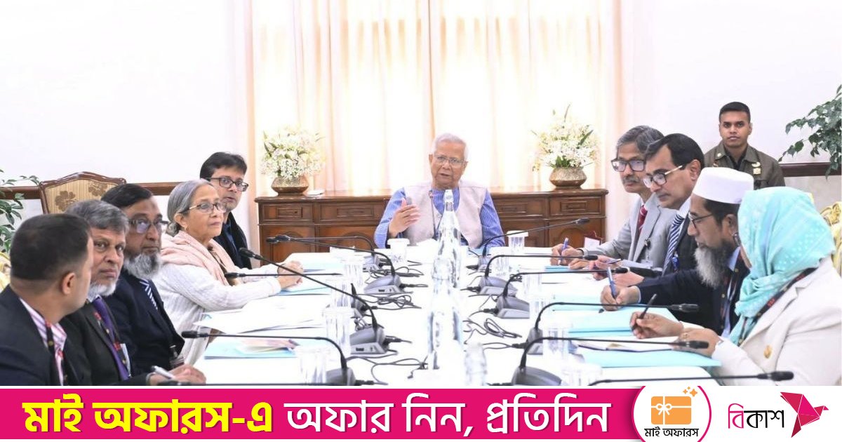 গভীর সমুদ্রে গবেষণা ও সমস্যা চিহ্নিতকরণে গুরুত্বারোপ প্রধান উপদেষ্টার