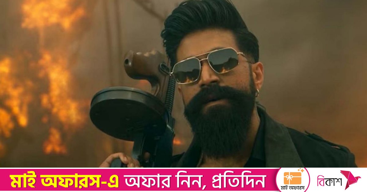 জন্মদিনেই ‘টক্সিক’ ধামাকা যশের