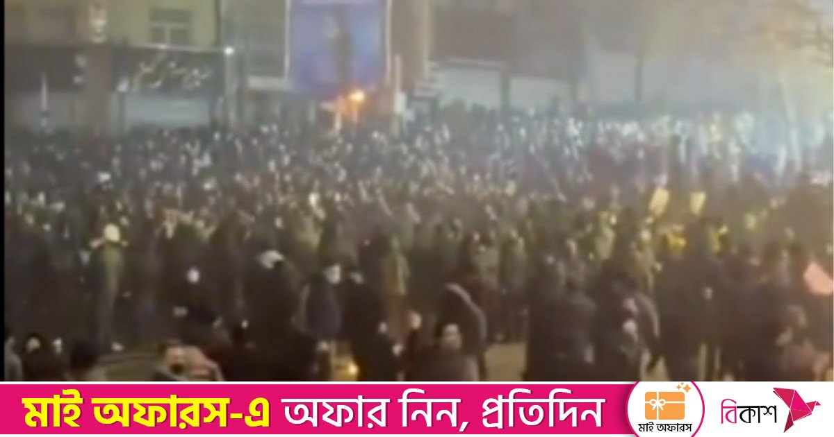ইরানে হামলা চালানো নিয়ে ‘প্রাথমিক’ আলোচনা যুক্তরাষ্ট্রের