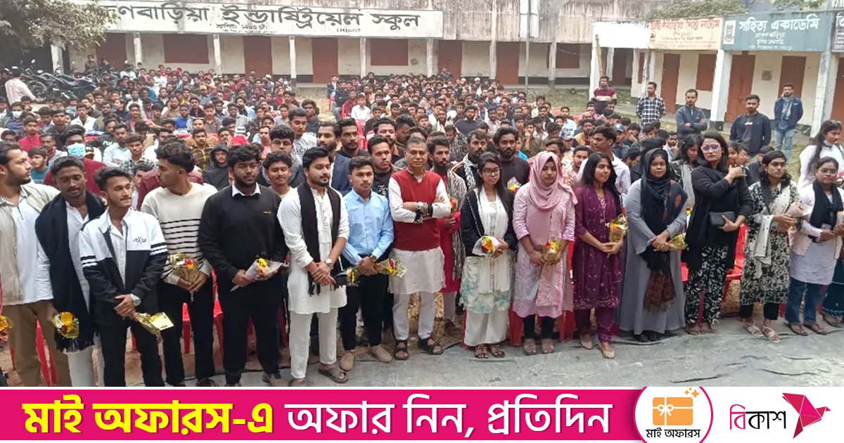 ছাত্রদলে যোগ দিলেন গণঅভ্যুত্থানে অংশ নেওয়া শতাধিক শিক্ষার্থী