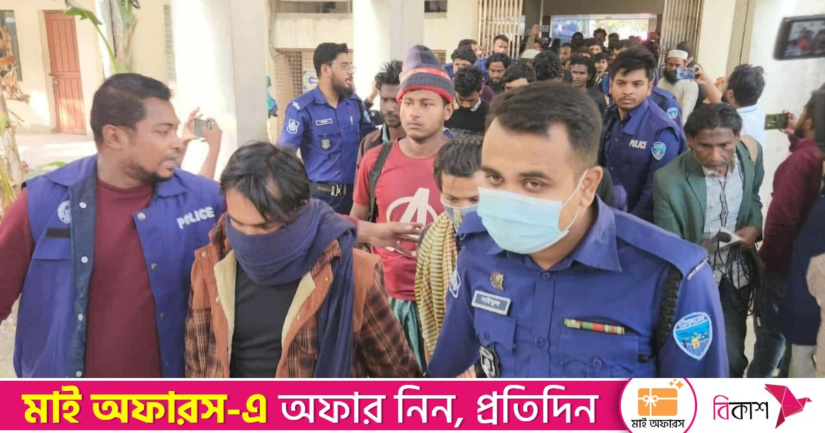 টেকনাফ সীমান্তে ৫২ অনুপ্রবেশকারী কারাগারে, একজন হাসপাতালে 