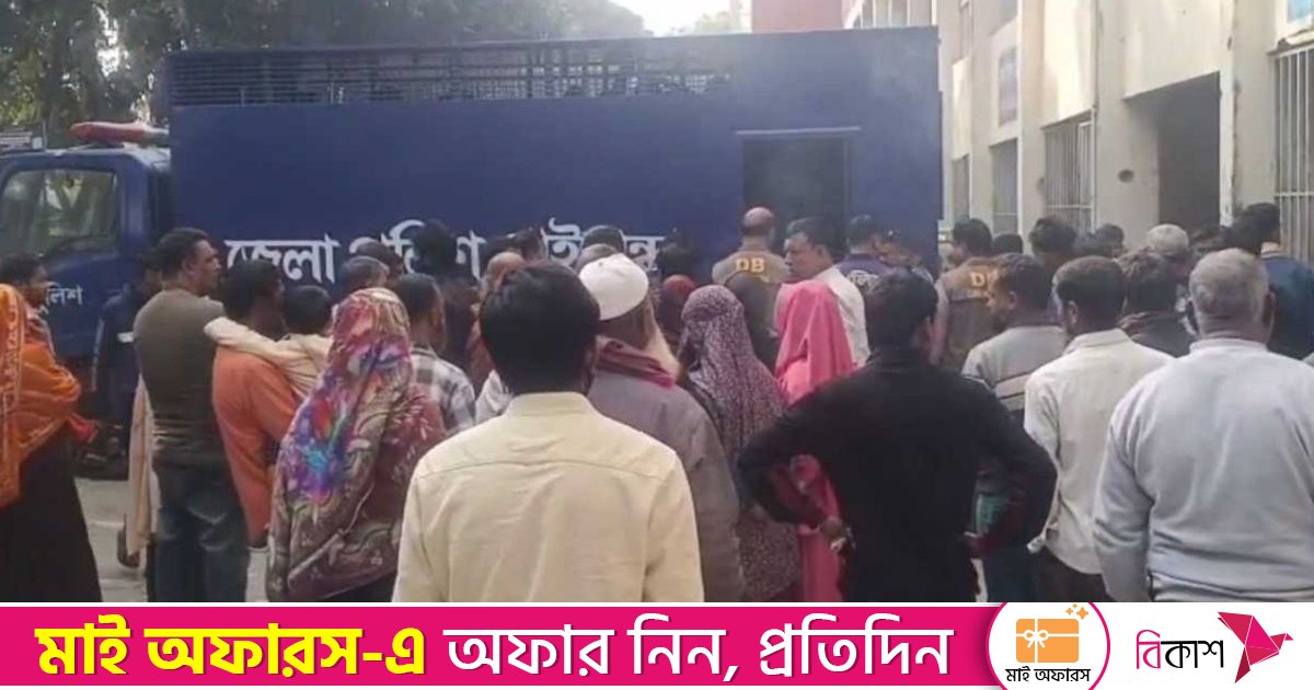 প্রাথমিকে শিক্ষক নিয়োগে জালিয়াতি, এক জেলায় ২৬ পরিক্ষার্থী রিমান্ডে