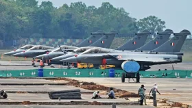 ফের রাফাল যুদ্ধবিমান কিনছে ভারত