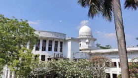ভিকারুননিসায় ভর্তি বাতিল চ্যালেঞ্জ করে ১৬৯ শিক্ষার্থীর আবেদন
