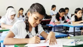 প্রতি বিষয়ে পাঁচ ঘণ্টার ফাইনাল পরীক্ষা!