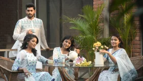 ঈদের দিনে পোশাকে স্বস্তি