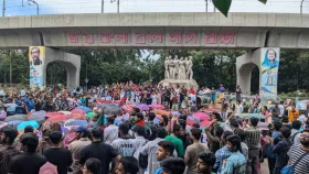 কোটা আন্দোলনে হামলাকরীদের বয়কটের ডাক শিক্ষার্থীদের