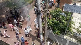 বগুড়ায় আন্দোলনকারী-পুলিশ সংঘর্ষে নিহত ২