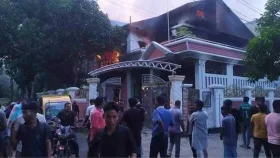 নড়াইলে মাশরাফির বাড়িতে আগুন