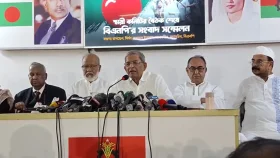 আন্দোলনের বিরোধিতাকারীরাই অগ্নিসংযোগ-লুটপাট করছে: মির্জা ফখরুল