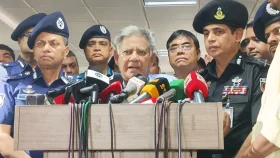 &lsquo;ভবিষ্যতে রাজনীতি করা অনেক কষ্ট হবে&rsquo;