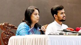 &lsquo;গণহত্যার বিচারে শেখ হাসিনাকে থাকতে হবে&rsquo;