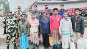 এক বছর কারাভোগের পর দেশে ফিরলেন ৬ বাংলাদেশি