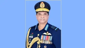 যুক্তরাষ্ট্র সফর শেষে দেশে ফিরলেন বিমান বাহিনী প্রধান