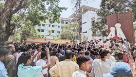 বিএনপির দুই গ্রুপের সংঘর্ষে পথচারী নিহত, আহত ৩০