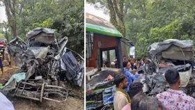 ঈদযাত্রার ১১ দিনে সড়কে ঝরেছে ২৪৯ প্রাণ