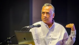ড্যাপে বন্যাপ্রবাহ এলাকায় জিরো ফার মানে বালু ভরাটের পায়তারা: স্থপতি সাঈদ