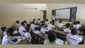 কর্মচারীদের সমান উৎসব ভাতা পেতে যাচ্ছেন বেসরকারি শিক্ষকরা