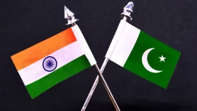 যুদ্ধবিরতি নিয়ে আলোচনা করলেন ভারত-পাকিস্তানের সামরিক কর্মকর্তারা