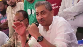 &lsquo;শাহবাগ ও যমুনায় কিছু স্লোগান আমাদের ব্যথিত করেছে&rsquo;